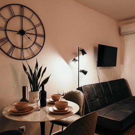 Studio Apartman Mia Zupanja Exteriör bild