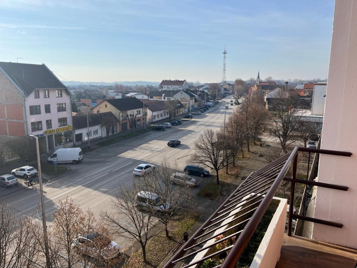 Studio Apartman Mia Zupanja Exteriör bild